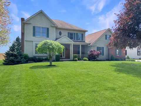 528 W Jamestown Ave, Tiffin, OH 44883