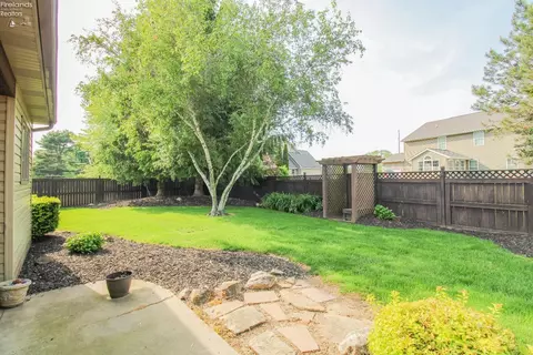 503 Mallard Cir, Huron, OH 44839 photo 8