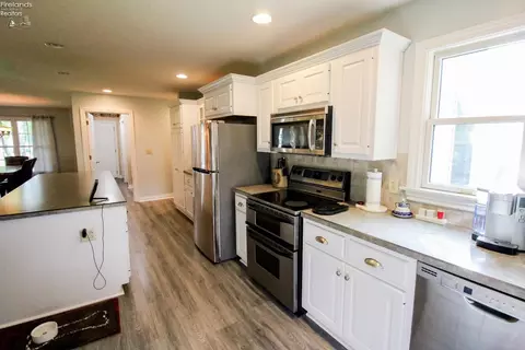 503 Mallard Cir, Huron, OH 44839 photo 12