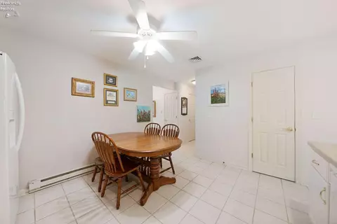 356 Lighthouse Oval, Marblehead, OH 43440 photo 5