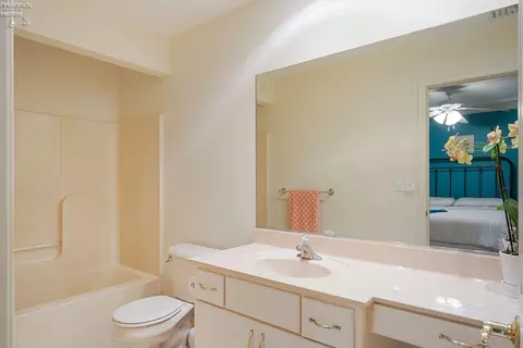 356 Lighthouse Oval, Marblehead, OH 43440 photo 23