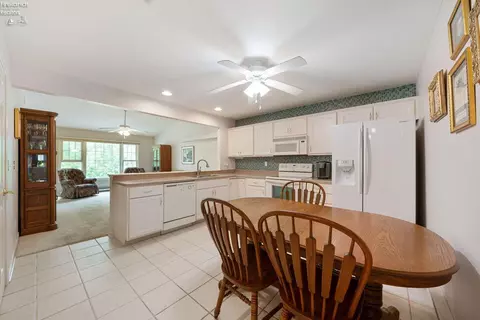 356 Lighthouse Oval, Marblehead, OH 43440 photo 9
