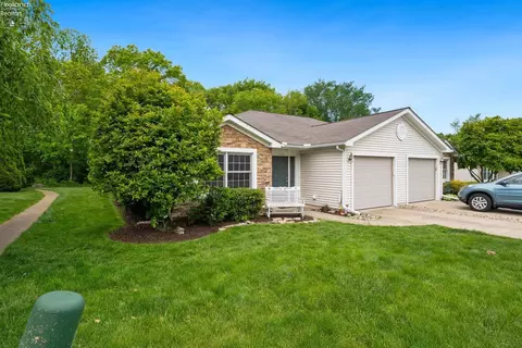 356 Lighthouse Oval, Marblehead, OH 43440