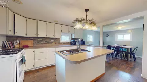 2971 Old State Rd, Willard, OH 44890 photo 12