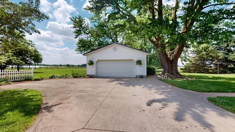 2971 Old State Rd, Willard, OH 44890 photo 4