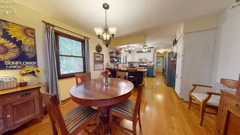 Dining - 708 Kennedy Dr, Willard, OH 44890 photo 2 of 2
