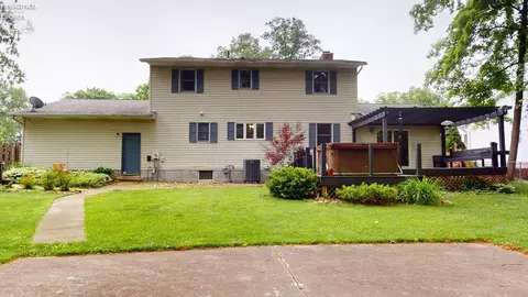 Exterior - 708 Kennedy Dr, Willard, OH 44890 photo 1 of 4