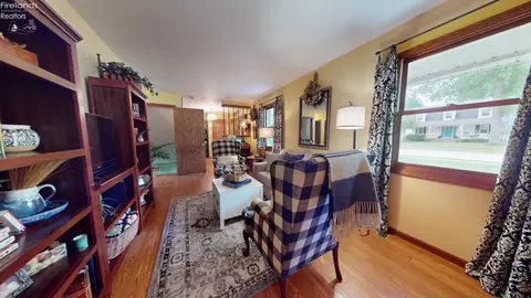 Living - 708 Kennedy Dr, Willard, OH 44890 photo 1 of 3
