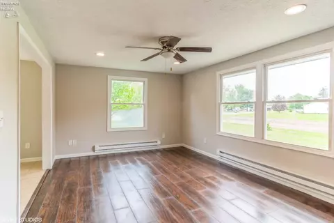 Living - 13805 Riley Rd, Milan, OH 44846 photo 1 of 3