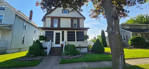 411 Maplewood St, Willard, OH 44890
