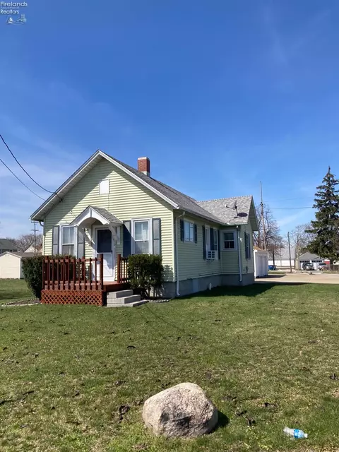 630 52nd St, Sandusky, OH 44870