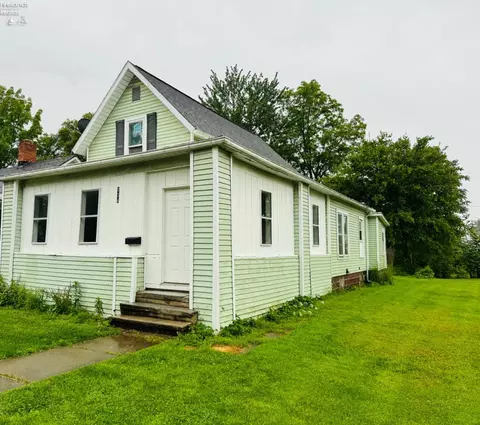 136 Morrison St, Fremont, OH 43420