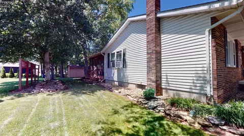 912 Tamarack Dr, Willard, OH 44890 photo 6