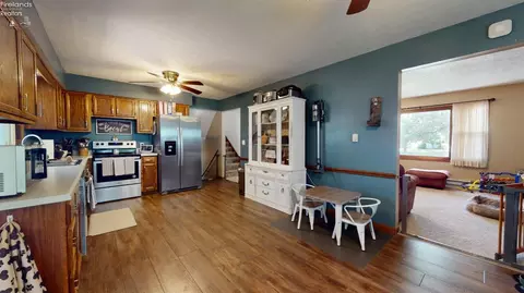 912 Tamarack Dr, Willard, OH 44890 photo 17