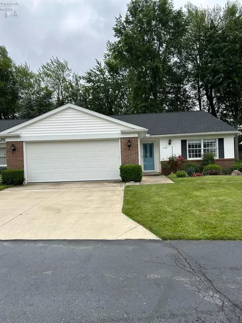 132 Leisure Lane Ln, Norwalk, OH 44857