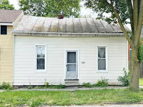 253 Jefferson St, Tiffin, OH 44883