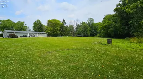 2825 Chapel St, Collins, OH 44826 photo 9