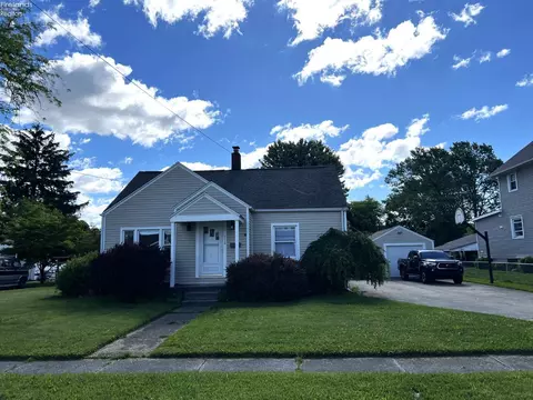 116 Sheffield St, Bellevue, OH 44811
