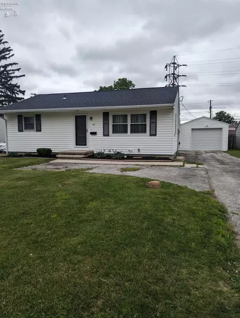 144 Lindsay Ave, Tiffin, OH 44883