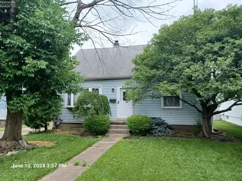 1326 Vine St, Sandusky, OH 44870