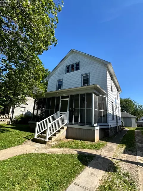 703 South St, Fremont, OH 43420