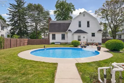 Exterior - 218 E Main St, Oak Harbor, OH 43449 photo 4 of 13