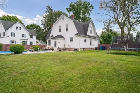 Exterior - 218 E Main St, Oak Harbor, OH 43449 photo 5 of 13