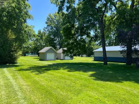 Exterior - 37 Pleasant St, Wakeman, OH 44889 photo 2 of 5