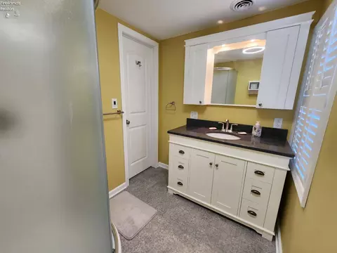 Bath - 1803 Judson Dr, Huron, OH 44839 photo 3 of 3
