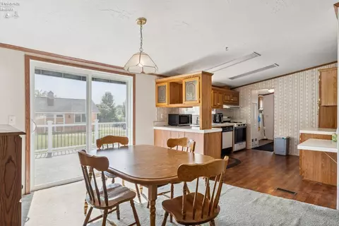 335 Spring Crest Dr, Marblehead, OH 43440 photo 14