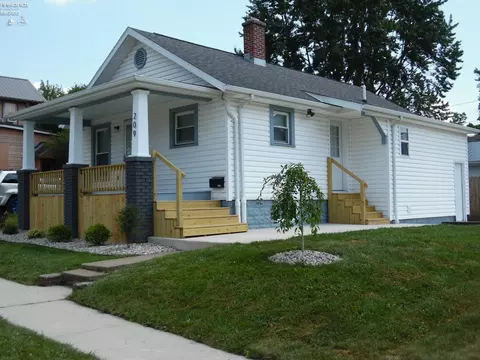 209 W Laurel St, Willard, OH 44890