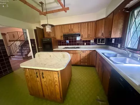 3816 James Ave, Huron, OH 44839 photo 10