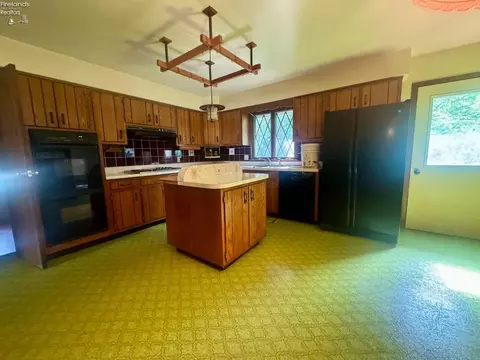 3816 James Ave, Huron, OH 44839 photo 11