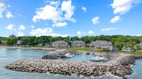 123 Glacial Ln #1C, Marblehead, OH 43440