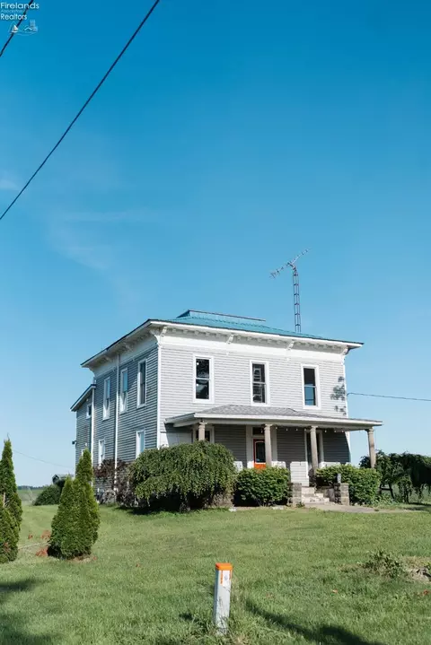 1776 S New State Rd, North Fairfield, OH 44855