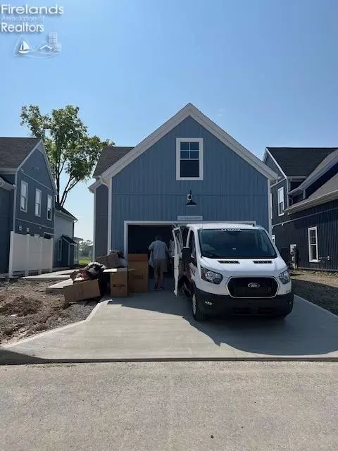 2462 Torino, Port Clinton, OH 43452