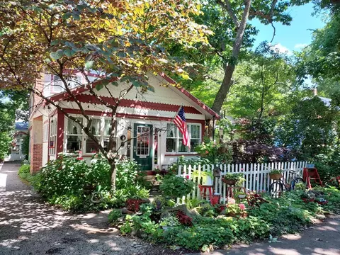 531 Central Ave, Lakeside, OH 43440