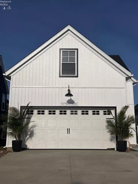 2461 Torino, Port Clinton, OH 43452