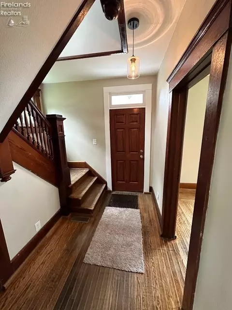 123 W Pearl St, Willard, OH 44890 photo 11