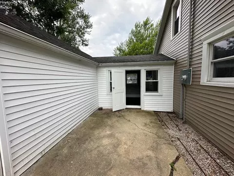 123 W Pearl St, Willard, OH 44890 photo 32