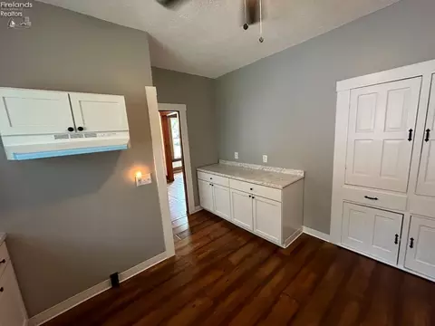 123 W Pearl St, Willard, OH 44890 photo 30