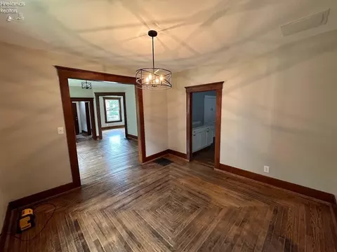 123 W Pearl St, Willard, OH 44890 photo 22