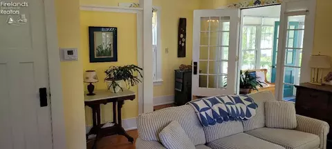 Entry Way - 418 E Third St, Lakeside, OH 43440 photo 1 of 2