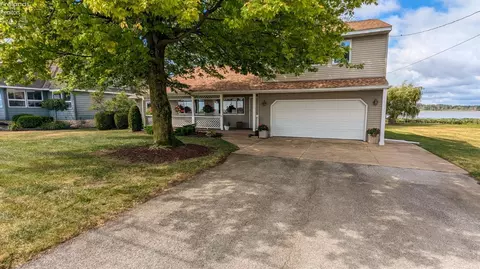 117 Cedar Point Rd, Sandusky, OH 44870