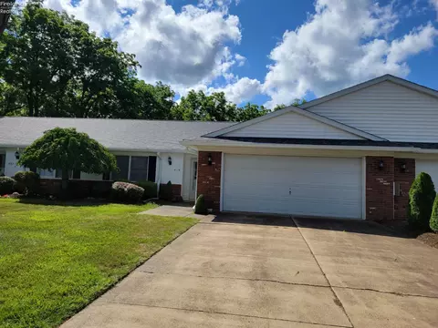 919 Ridgeview Dr, Huron, OH 44839 photo 2