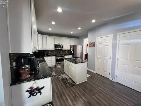4315 Jenee Dr, Lorain, OH 44053 photo 5