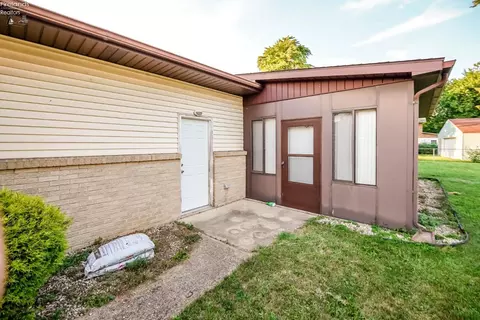 118 E Maple St, Clyde, OH 43410 photo 6