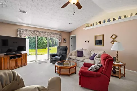 418 Leisure Dr, Huron, OH 44839 photo 14