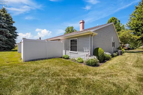 418 Leisure Dr, Huron, OH 44839 photo 30