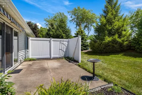 418 Leisure Dr, Huron, OH 44839 photo 28